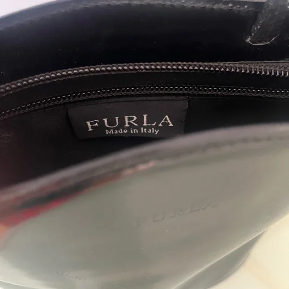 Furla Black Leather Women's Bag - Picture 2 of 4